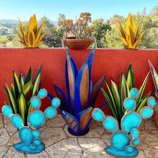 53% OFF SALE - Waterproof Solar Garden Agave Lamp - Image 3