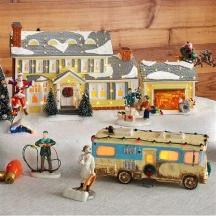 National Lampoon’s Christmas Vacation-Inspired Ceramic Village - Image 4