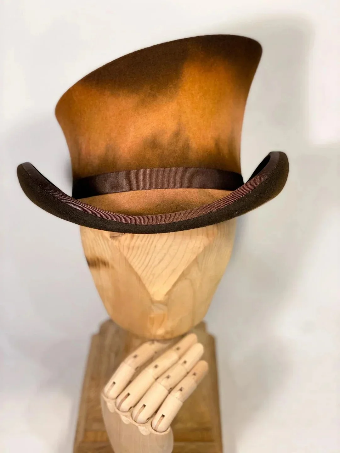 🎁20% OFF - Asymmetric top hat - Image 36