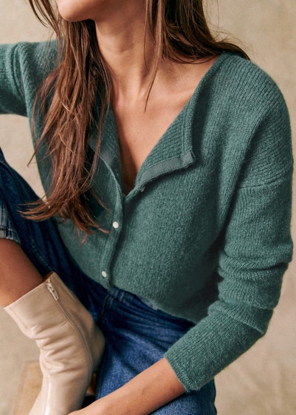 Button Super Soft Kint Cardigan - Image 16