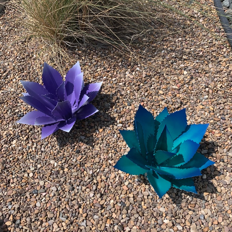 Decorative  metal plant agave  - Garden Art - Image 5