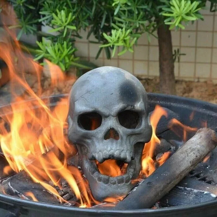 Terrifying Human Skull Fire Pit - Image 3