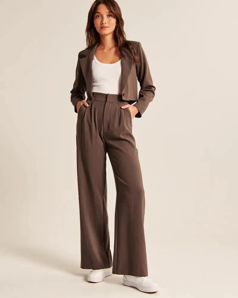 Lightweight Tailored Wide Leg Pants - Image 13