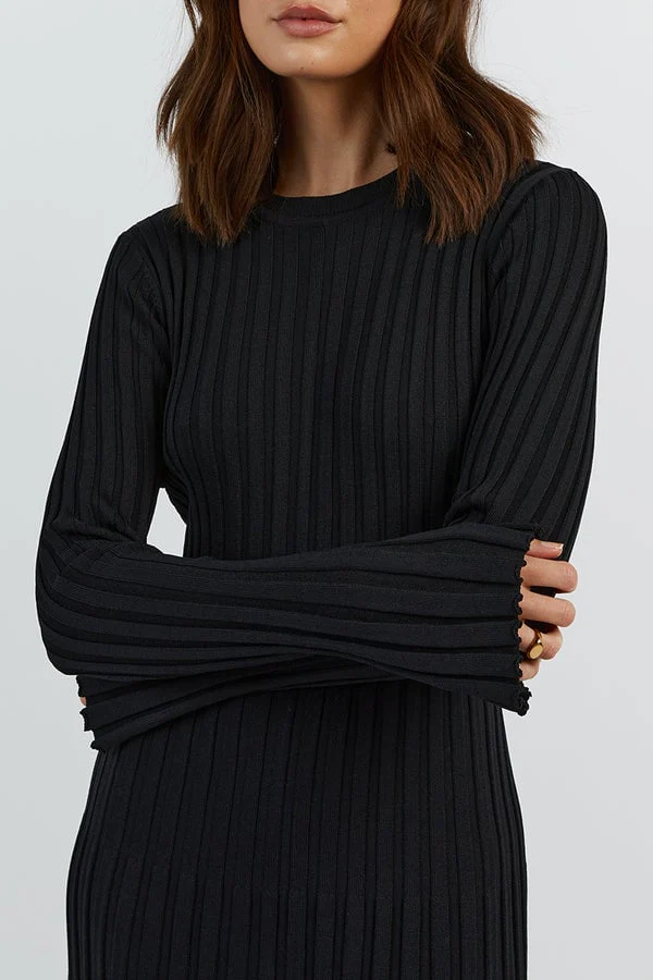 Long Sleeved Knit Midi Dress - Image 22