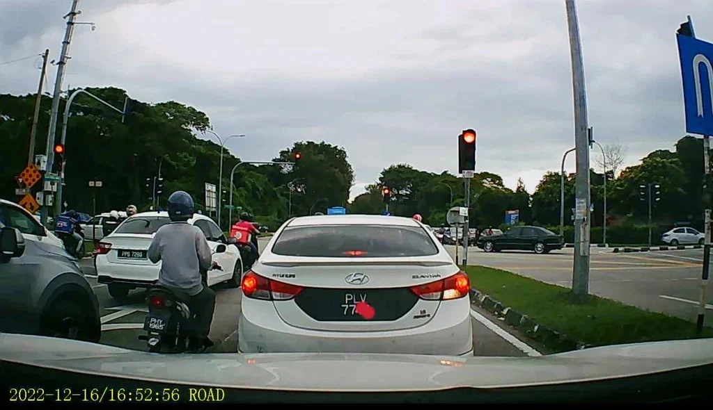 [New Arrival ] ROADCAM R2 Improve Driving Safety with High-Quality Dash Cams - Image 10