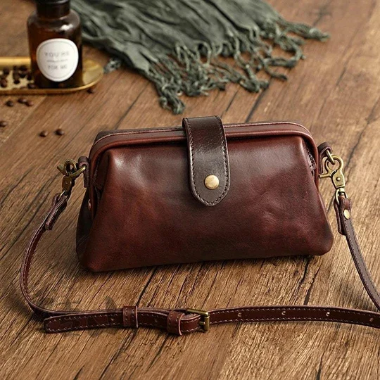 Real Leather Retro Handmade Bag - Image 11