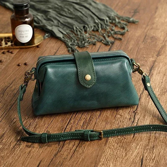 Real Leather Retro Handmade Bag - Image 3