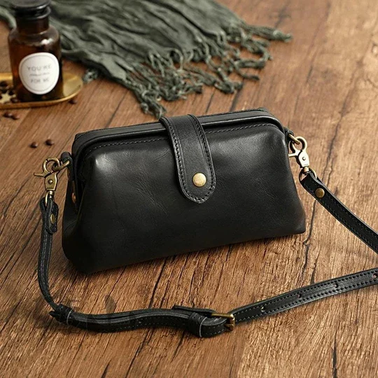 Real Leather Retro Handmade Bag - Image 4