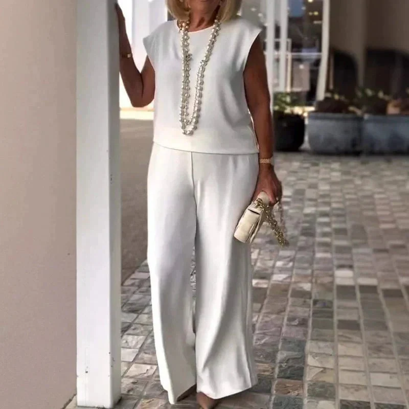 Women's crew neck sleeveless top and pants set - Image 6