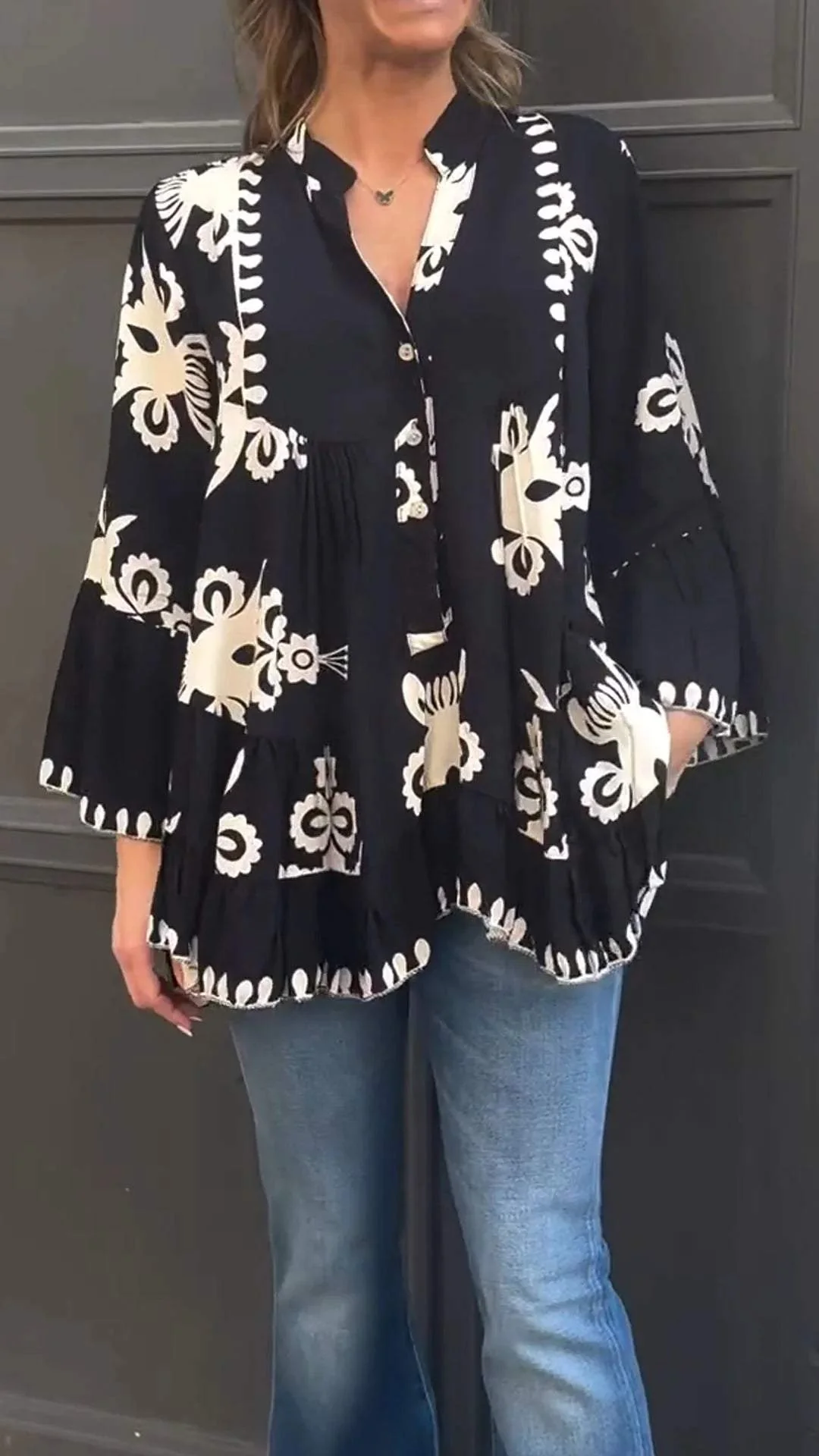 V-Neck Casual Printed Top - Image 4