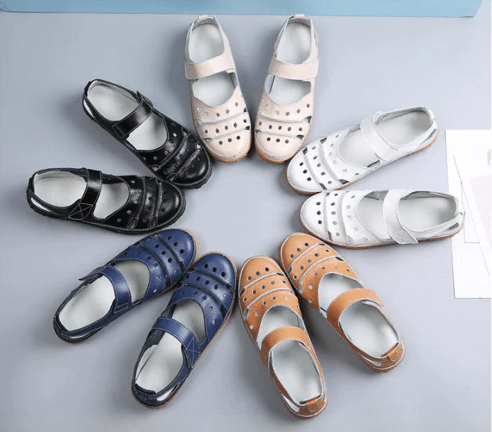Women's Hollow Hook Flat Sandals - Image 2